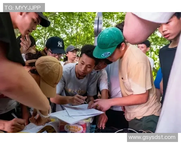 吴伟独家分享滑板技巧与心得体会助你快速提升滑板水平 吴伟独家分享滑板技巧与心得体会助你快速提升滑板水平