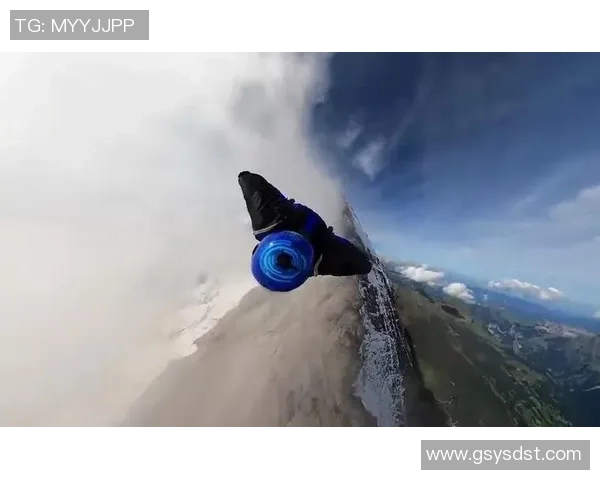 成都极限运动队的反击之路：挑战极限与勇气的深度探索