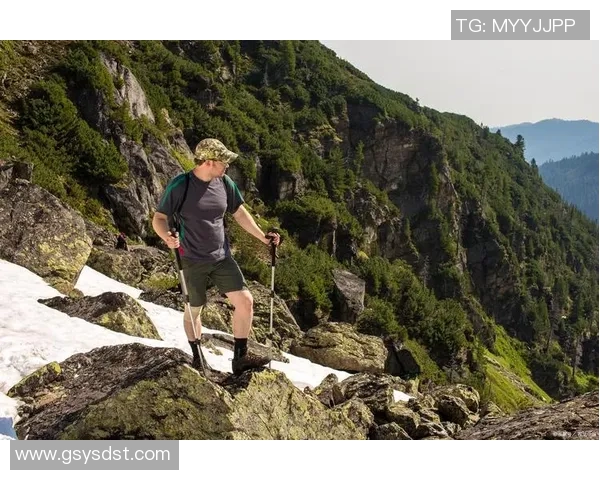 极限运动的魅力与挑战：深入了解重庆极限运动队的默契配合与训练秘诀